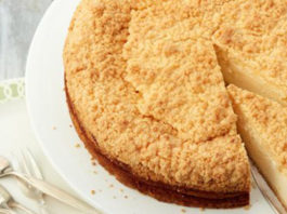 Käsekuchen mit streuseln